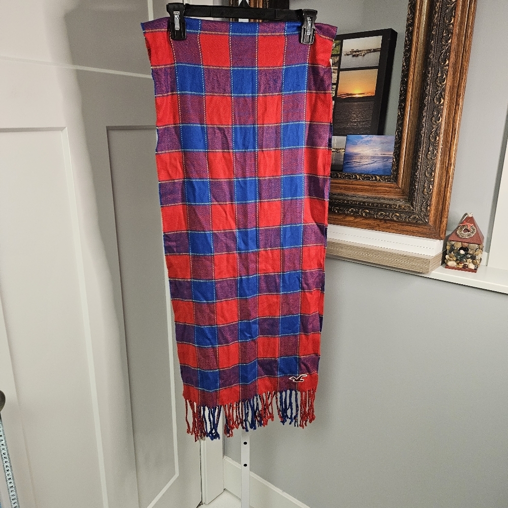 ❤️ Hollister wrap/ scarf red and royal blue